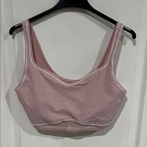 ALO Yoga airbrush heart throb bra in color ballet pink/white